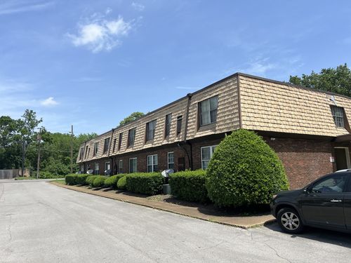 apt-d20-441 Harding Pl, Nashville, TN, 37211-4576 | Card Image