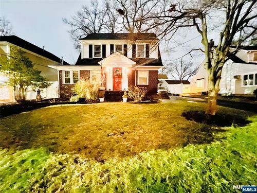 190 Hawthorne Ave, Hawthorne, NJ, 07506-1802 | Card Image