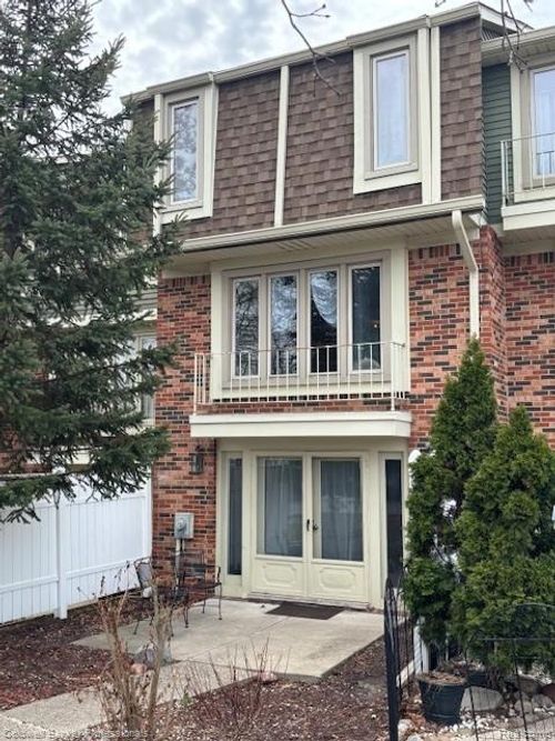 344 Mill St, Plymouth, MI, 48170-1472 | Card Image