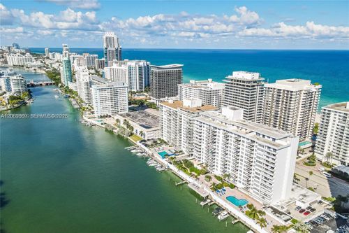 15d-5700 Collins Ave, Miami Beach, FL, 33140-2315 | Card Image