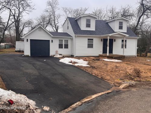 18 Pica Pl, Tinton Falls, NJ, 07724-2605 | Card Image