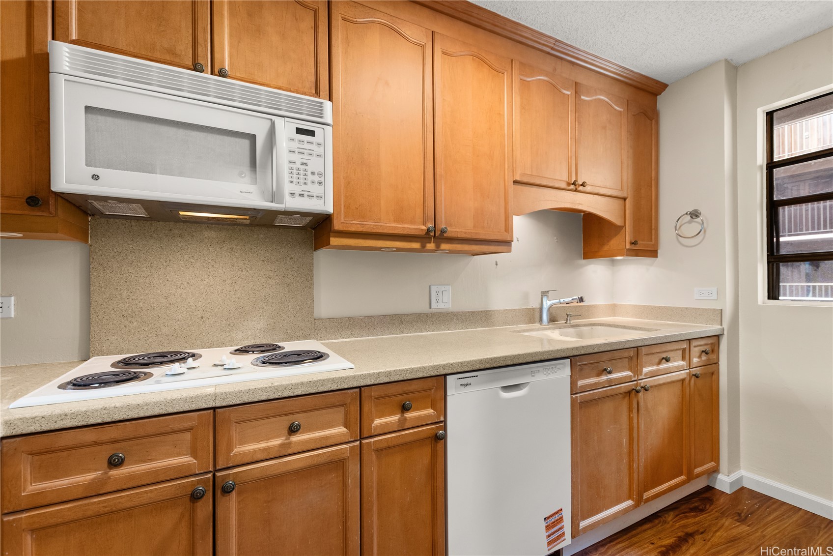 Residential in Aiea 3