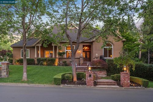 3271 Blackhawk Meadow Dr, Danville, CA, 94506-5805 | Card Image