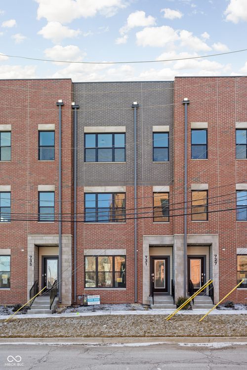 731 E North St, Indianapolis, IN, 46202-3585 | Card Image