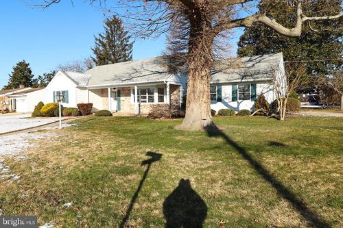 51 Maple Ct, WOODSTOWN, NJ, 08098-1415 | Card Image