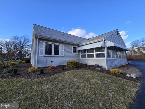 48 Scenic Dr, DENVER, PA, 17517-9201 | Card Image