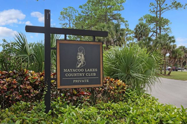 9445 E Fairway Ter, House other with 3 bedrooms, 3 bathrooms and null parking in West Palm Beach FL | Image 47