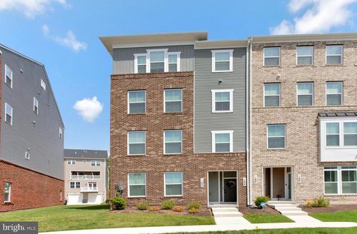 164 Lawndale Dr, BOWIE, MD, 20716-3553 | Card Image