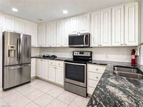 28667 Alessandria Cir, BONITA SPRINGS, FL, 34135-8275 | Card Image