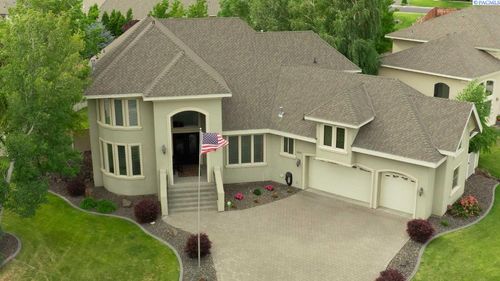 4106 W 34th Ave, Kennewick, WA, 99337-2696 | Card Image