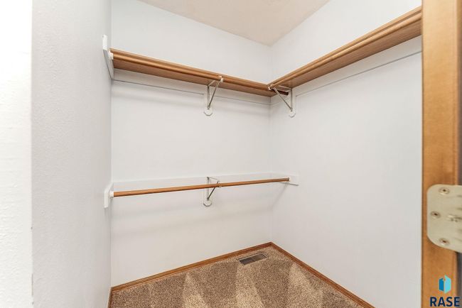 201 N Foss Ave, House other with 3 bedrooms, 3 bathrooms and null parking in Sioux Falls SD | Image 10
