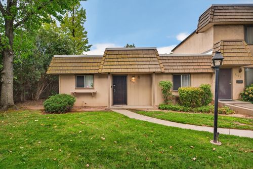 3239 Via Grande, Sacramento, CA, 95825 | Card Image