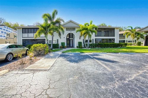 unit-4-8061 S Woods Cir, FORT MYERS, FL, 33919-6853 | Card Image