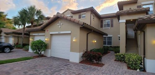 18-b-8207 Nw 128th Ln, Parkland, FL, 33076-4906 | Card Image