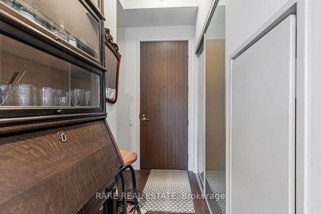 1004 - 560 King St W, Condo with 1 bedrooms, 1 bathrooms and null parking in Toronto ON | Image 4