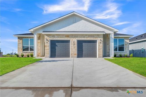 635 Pacific Crest Trl, Copperas Cove, TX, 76522-2791 | Card Image