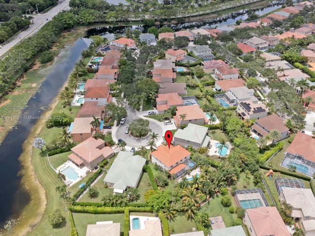 4209 Pinewood Ln, House other with 5 bedrooms, 4 bathrooms and null parking in Weston FL | Image 71