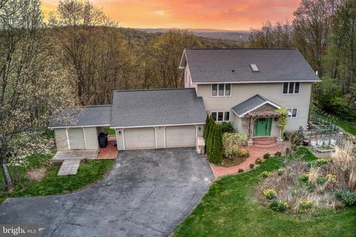 2312 Teaberry Ln, Lock Haven, PA, 17745-9779 | Card Image