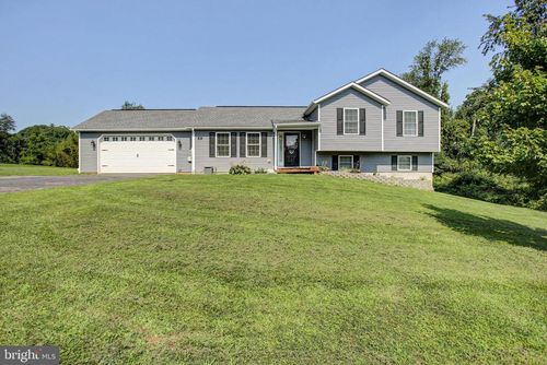 22 Crossview Trl, FAIRFIELD, PA, 17320-8472 | Card Image