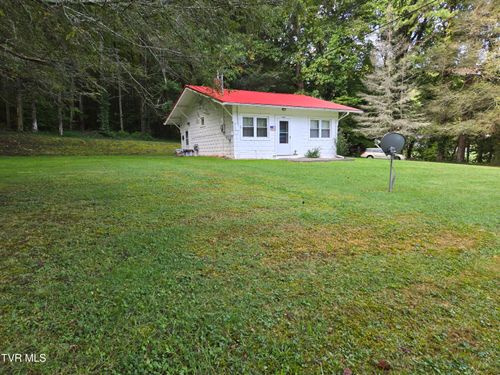 1465 Rock Creek Rd, Erwin, TN, 37650-8836 | Card Image