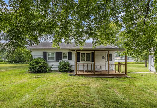 911 Dragon Shores Dr, Coldwater, MI, 49036-8075 | Card Image