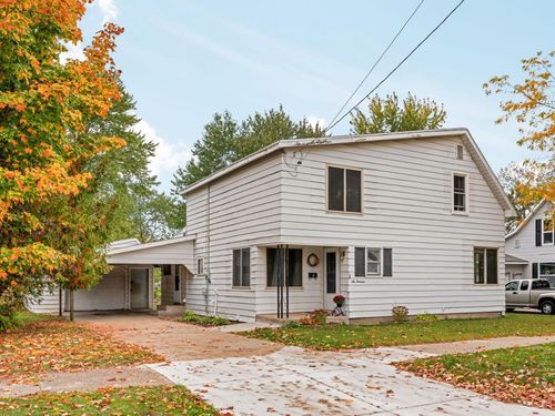 619 Linden St, Cadillac, MI, 49601-1515 | Card Image