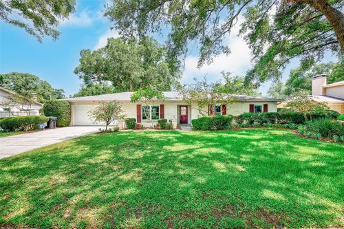 911 Woodcliff Avenue, Tampa, FL, 33613 | Card Image