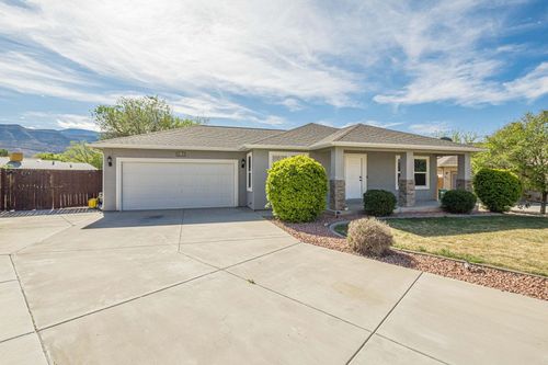 875 Cabernet Dr, Palisade, CO, 81526-8667 | Card Image