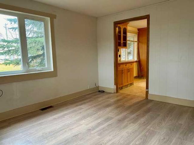 4614 49 St, House other with 2 bedrooms, 1 bathrooms and 4 parking in Bashaw AB | Image 7