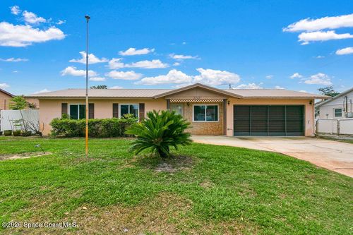 3245 Heather Drive, Titusville, FL, 32796 | Card Image