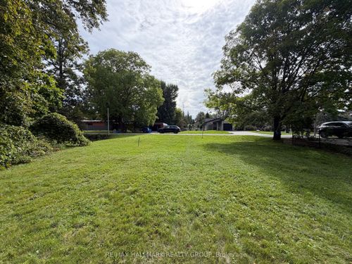 95 Dorothea Dr, Ottawa, ON, K1V7C6 | Card Image