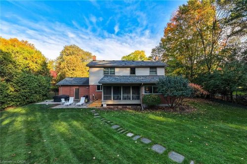 150 Mansfield Dr, Ancaster, ON, L9G1M7 | Card Image