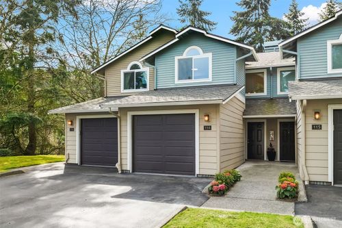 g114-4330 W Lake Sammamish Pkwy Se, Issaquah, WA, 98027-9772 | Card Image