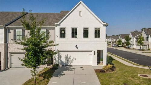 3585 Silvery Way, Powder Springs, GA, 30127-1136 | Card Image