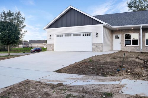 16-509 Emerald Pt Point, Kewaskum, WI, 53040 | Card Image