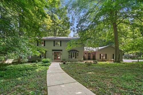 10265 Rivershore Dr Se, Caledonia, MI, 49316-9546 | Card Image