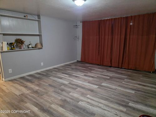 lower-49573 Miller Loop Rd, Kenai, AK, 99611 | Card Image