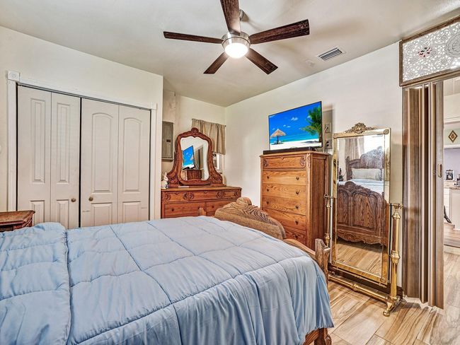 Primary Bedroom | Image 16