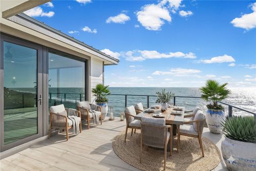 422 S Ocean Dr, Hutchinson Island, FL, 34949-3257 | Card Image