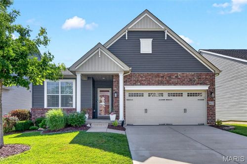 427 Wilmer Meadow Dr, Wentzville, MO, 63385-4409 | Card Image