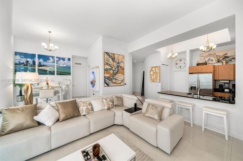 501-480 Ne 30th St, Miami, FL, 33137-4318 | Card Image