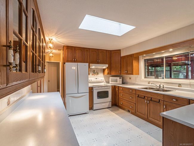 5515 Turner Rd, House other with 2 bedrooms, 1 bathrooms and 2 parking in Nanaimo BC | Image 7