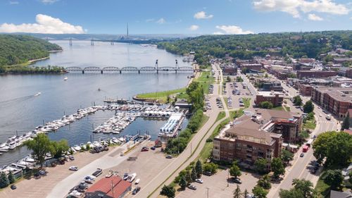 apt-42-640 Main St N, Stillwater, MN, 55082-3932 | Card Image