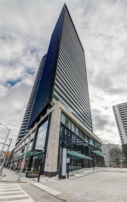 609-575 Bloor St E, Toronto, ON, M4W0B2 | Card Image