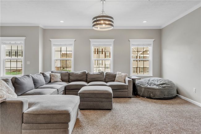 155 Rylie Dr, Townhouse with 3 bedrooms, 3 bathrooms and 2 parking in Harmony PA | Image 4