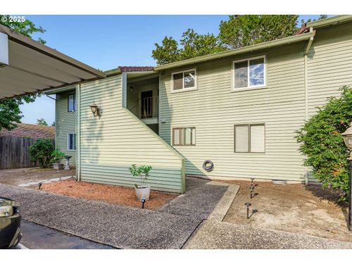 unit-6-5160 Sw 180th Ave, Beaverton, OR, 97078-3158 | Card Image