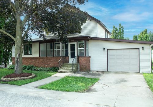 309 Woodbridge St, Nashua, IA, 50658-7779 | Card Image