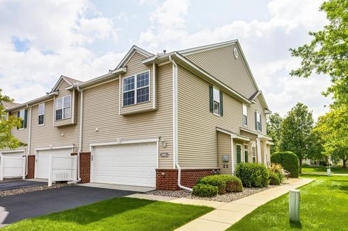 unit-a-10808 Hawthorn Trl, Woodbury, MN, 55129-8783 | Card Image