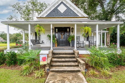 414 Penn St, Edgefield, SC, 29824-1146 | Card Image