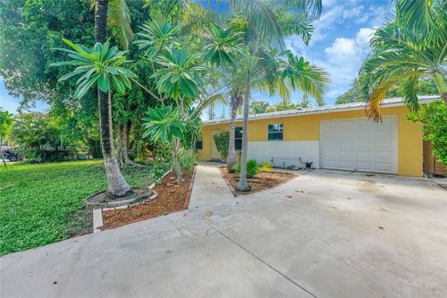 740 Ne 50th Ct, Deerfield Beach, FL, 33064-4838 | Card Image